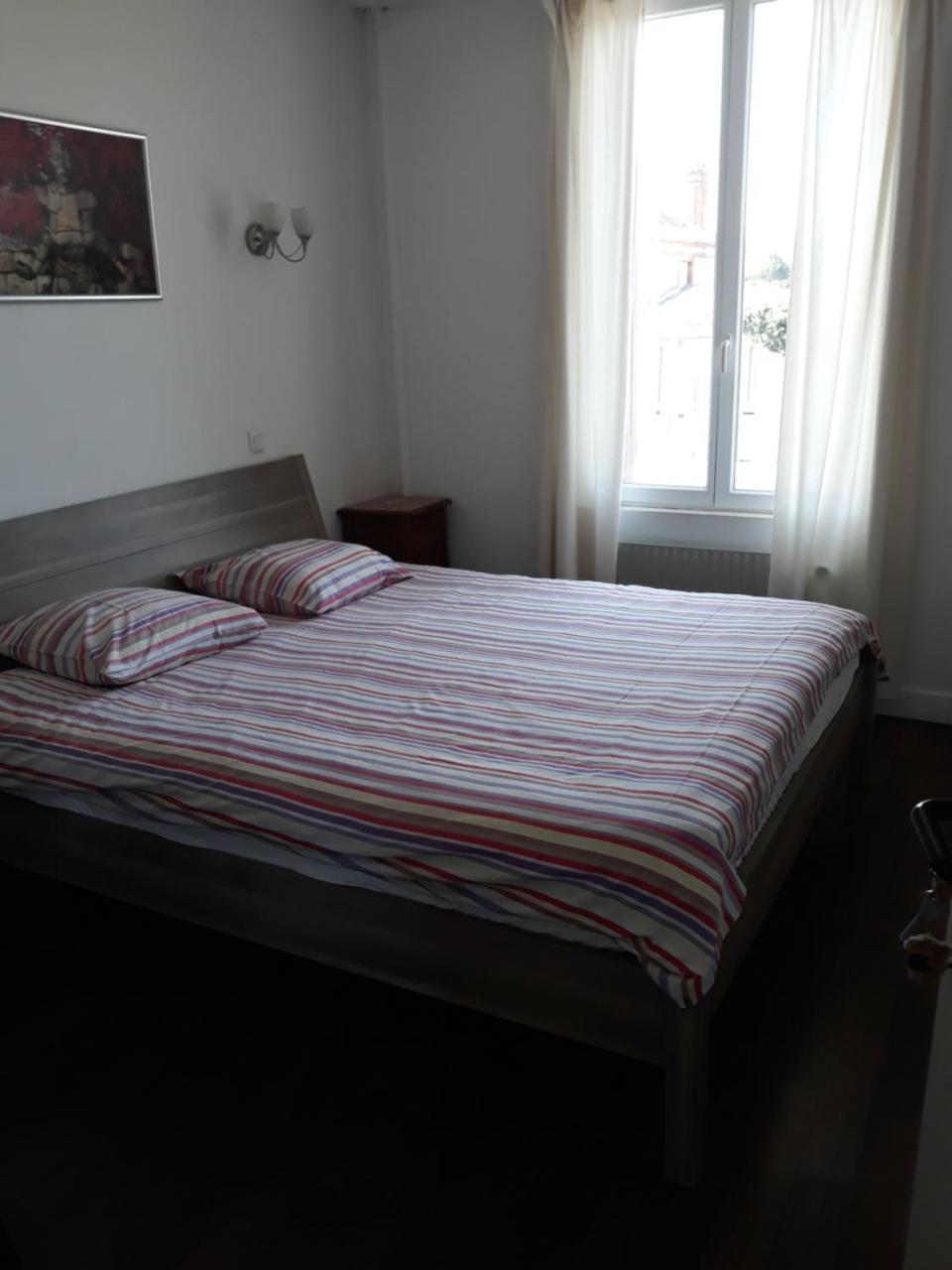Hotel De La Gare Sainte-Gauburge-Sainte-Colombe 外观 照片