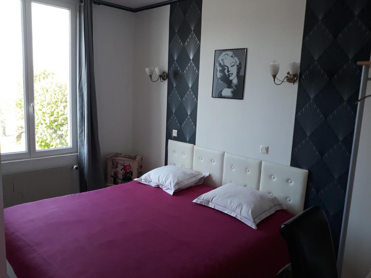 Hotel De La Gare Sainte-Gauburge-Sainte-Colombe 外观 照片